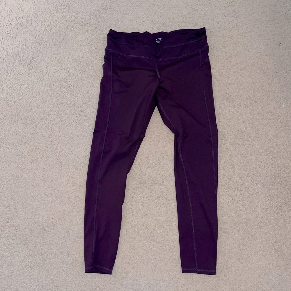 Purple leggings